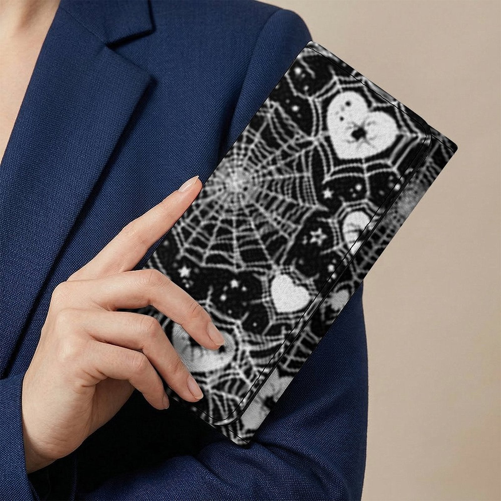Web Of Hearts Foldable Wallett